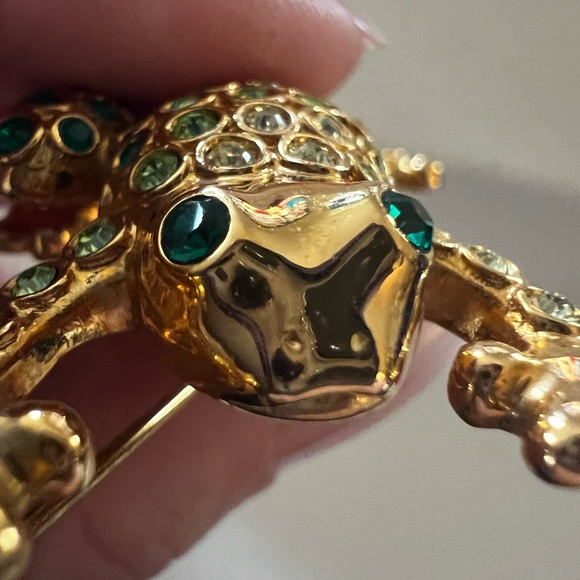 Vintage Monet Frog Brooch - Picture 2 of 4